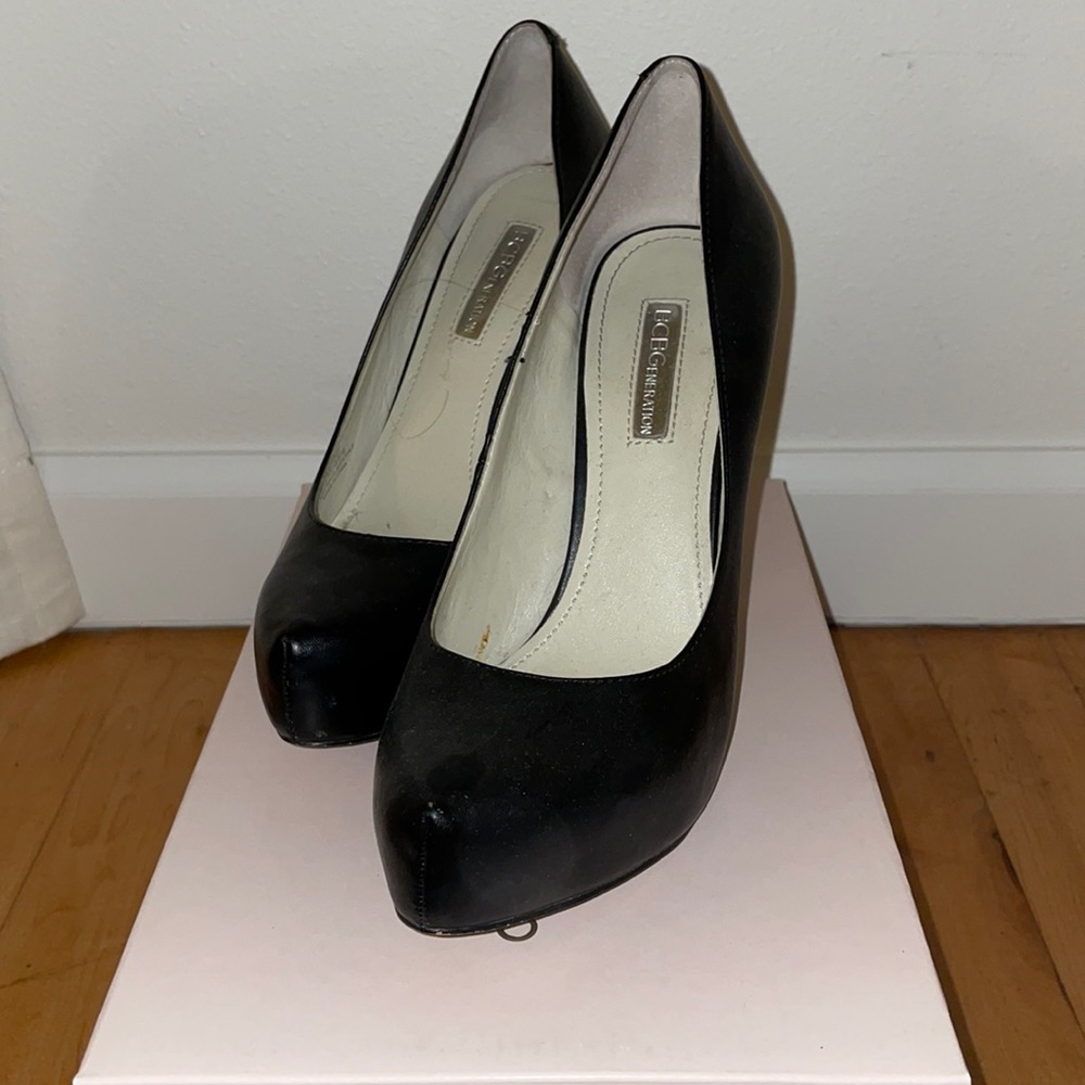 BCBG black pump.